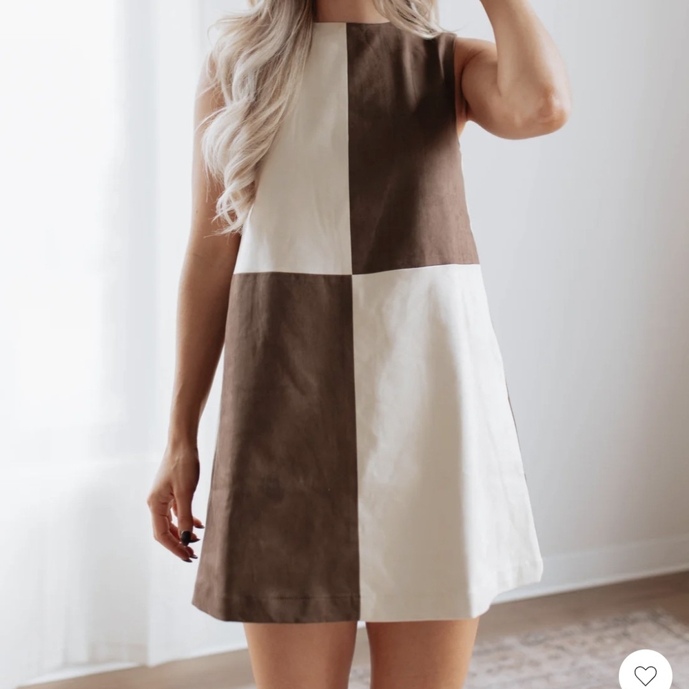 Two-Tone Sleeveless Dress